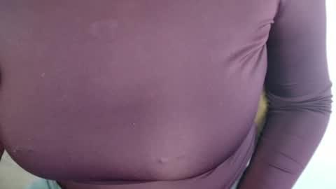 Snapshot of kaitlin_kk chatting on April 25, 2:47 pm Kaitlin online show from April 25, 2:47 pm