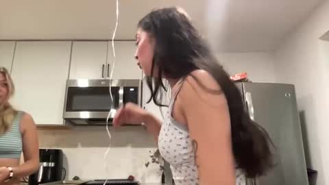 Kaitlyn Beckham online show from September 17, 2:02 am