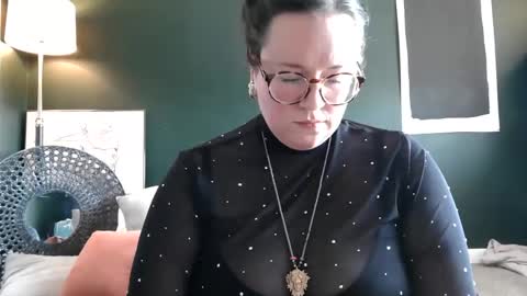 kaitrosss online show from March 2, 7:21 pm