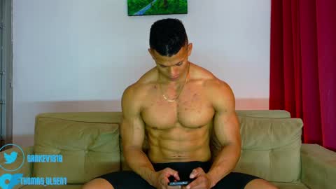 kale thomson online show from May 20, 5:30 pm