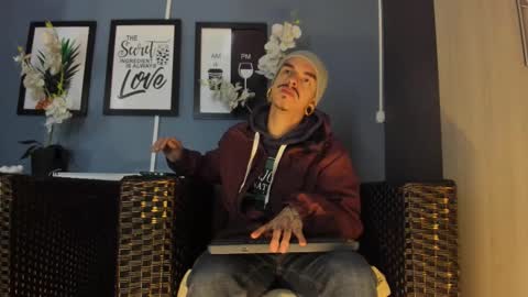 Kale online show from November 5, 11:32 am