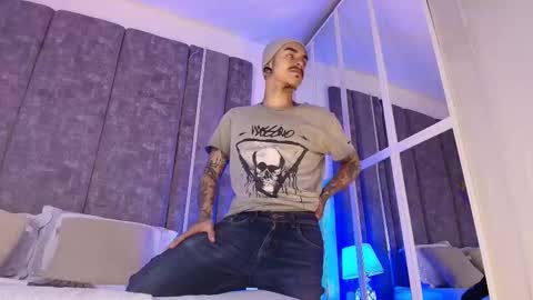 Snapshot of kaletattoos chatting on February 25, 11:20 am Kale online show from February 25, 11:20 am