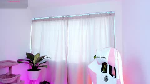 Kali Ka Please help me with your thumbs up its important   dont forget my birthday on October 26 online show from March 1, 12:23 pm