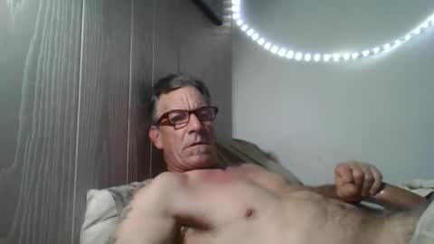 kalifornia91666 online show from November 27, 11:45 am