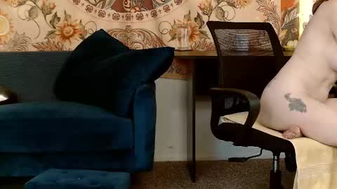 Tara Smith online show from December 15, 1:57 am