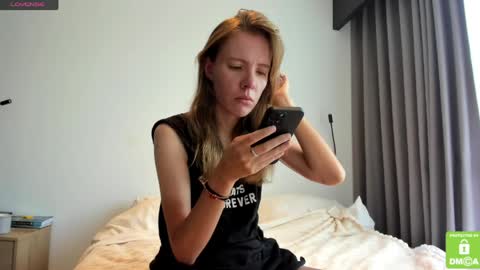 Kalisee  online show from March 30, 5:19 am