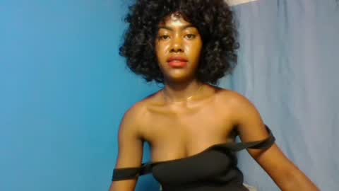 Snapshot of kalo19740341 chatting on February 15, 1:35 am kalo Marie2026 online show from February 15, 1:35 am