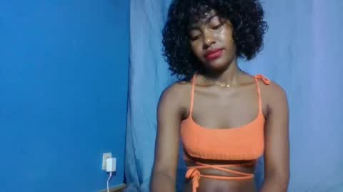 Snapshot of kalo19740341 chatting on February 19, 11:45 pm kalo Marie2026 online show from February 19, 11:45 pm