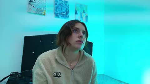 kalyth_miller online show from January 17, 12:37 am