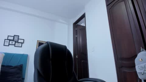 Kamilalopez online show from October 16, 8:32 pm