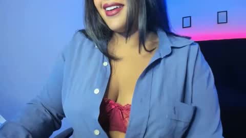 Snapshot of kamala_khan_tx chatting on April 30, 4:35 pm Online 800 to 1400 online show from April 30, 4:35 pm