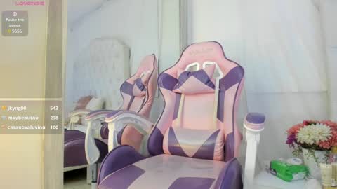    online show from December 17, 10:11 pm