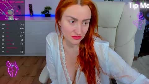 kamilahot25 online show from November 2, 7:05 pm