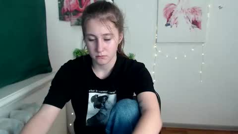 kamilla_love_ online show from October 29, 3:36 pm
