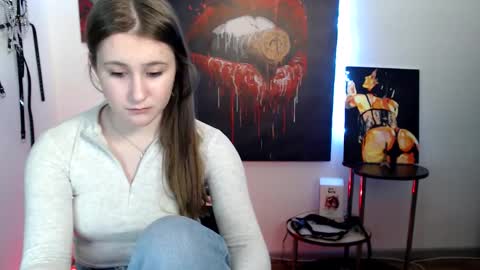 kamilla_love_ online show from March 4, 2:34 pm
