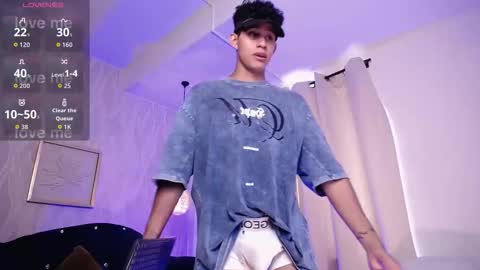 Kami online show from February 10, 7:07 pm