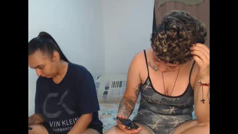 kammy   y   camila online show from May 19, 9:48 am