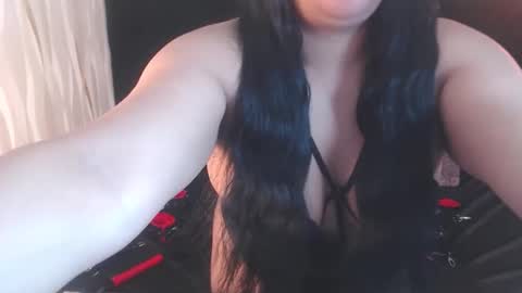 Snapshot of kamylabiker chatting on April 15, 3:35 am kamylabiker online show from April 15, 3:35 am