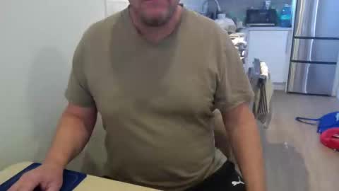 Snapshot of kanadians chatting on February 6, 2:20 pm Cam with Me Vixens DM me online show from February 6, 2:20 pm