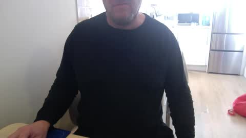 Snapshot of kanadians chatting on February 8, 5:27 pm Cam with Me Vixens DM me online show from February 8, 5:27 pm