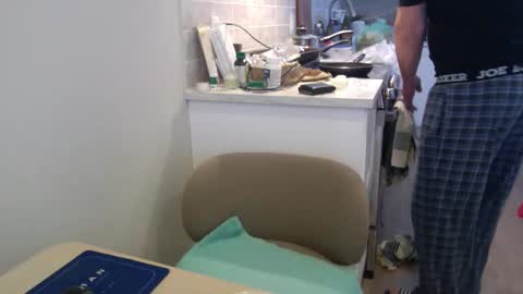 Cam with Me Vixens DM me online show from March 24, 2:44 pm