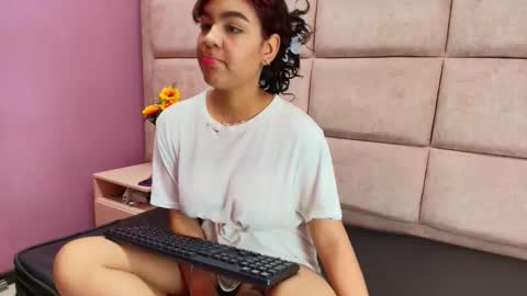 Snapshot of kandyy_love chatting on January 14, 11:38 am kandyy_love online show from January 14, 11:38 am
