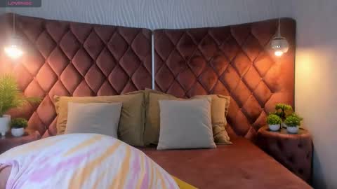 Snapshot of kane_wolfs chatting on October 5, 1:20 pm Kane online show from October 5, 1:20 pm