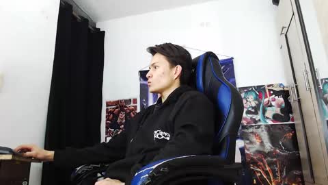 Snapshot of kanekixxxhot chatting on November 27, 1:02 pm andres online show from November 27, 1:02 pm