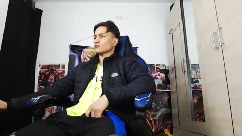 andres online show from March 18, 11:35 am