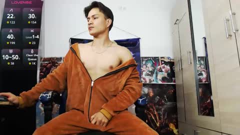 andres online show from April 11, 12:31 pm