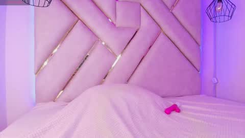 Snapshot of kanela_miller_ chatting on September 27, 12:10 pm Cami online show from September 27, 12:10 pm