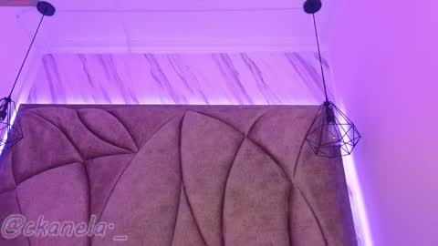 Snapshot of kanela_miller_ chatting on November 21, 12:15 pm Cami online show from November 21, 12:15 pm