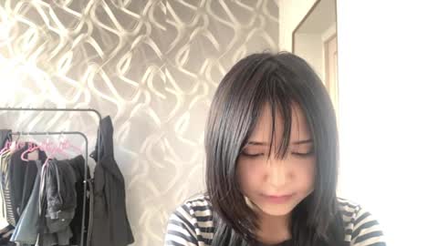 Snapshot of kanishabroadstone chatting on April 12, 2:38 am Lily online show from April 12, 2:38 am