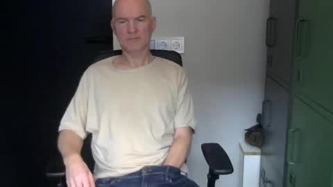 Snapshot of kapitein_rob chatting on December 15, 9:13 am Robbie online show from December 15, 9:13 am