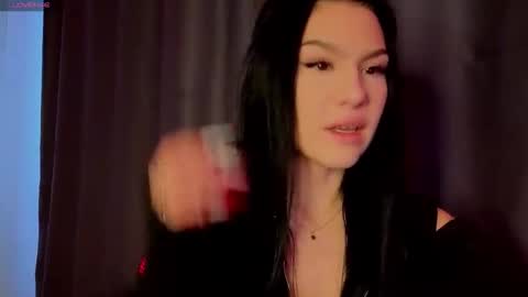 Snapshot of kara_life chatting on January 14, 3:45 am kara_life online show from January 14, 3:45 am