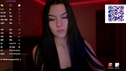 kara_life online show from April 10, 11:42 pm