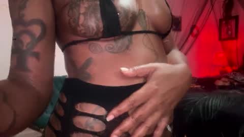 Snapshot of karamelkandy69 chatting on February 12, 12:44 pm Karamelkandy69 online show from February 12, 12:44 pm