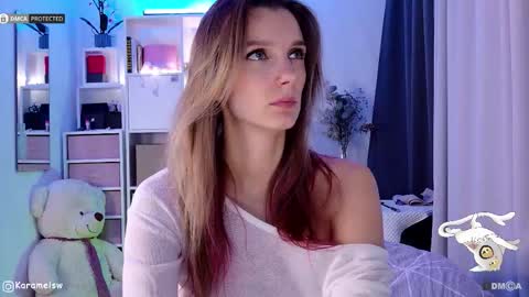 Julia online show from November 25, 12:10 am