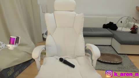 Snapshot of karen0092 chatting on October 28, 12:19 pm karen0092 online show from October 28, 12:19 pm