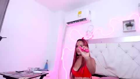 Snapshot of karen_josy chatting on March 11, 7:03 pm karen_josy online show from March 11, 7:03 pm