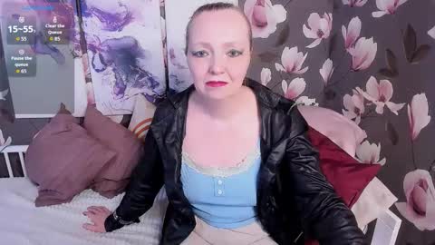 Snapshot of karen_villis chatting on February 20, 12:49 pm Karen online show from February 20, 12:49 pm