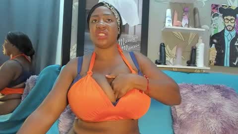 Karen online show from February 19, 10:17 pm