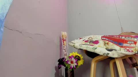Karen online show from February 28, 8:53 am