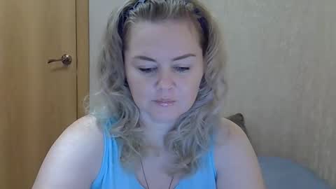 karennelsonx online show from December 2, 2:56 pm