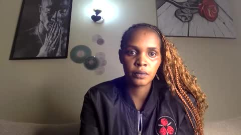 karenshaz online show from May 10, 6:57 pm