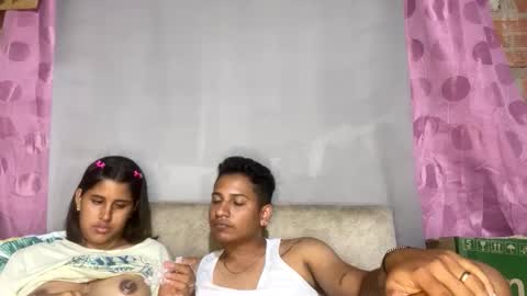 Snapshot of kariina_candy chatting on November 14, 3:49 am kariina candy and fox online show from November 14, 3:49 am