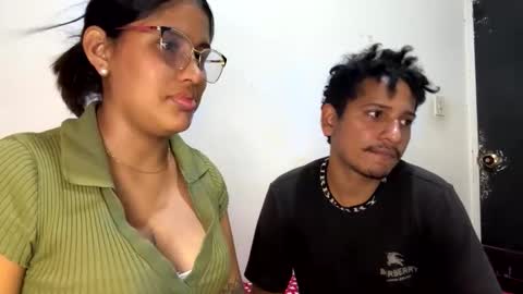 Snapshot of kariina_candy chatting on February 12, 2:28 am kariina candy and fox online show from February 12, 2:28 am