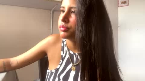 kariina candy and fox online show from June 22, 3:31 pm