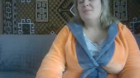 Snapshot of karilina_hi chatting on February 3, 6:22 am Karilina Hi online show from February 3, 6:22 am