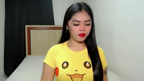 I AM BELLE online show from March 23, 3:05 pm